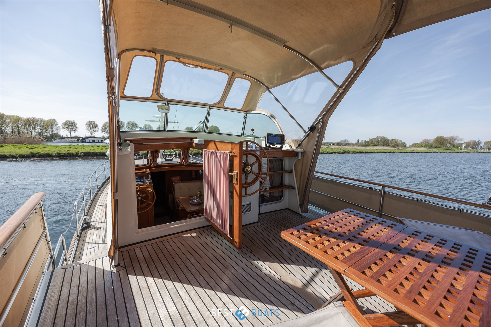 foto: 24 Linssen St. Jozef 1050 Salon
