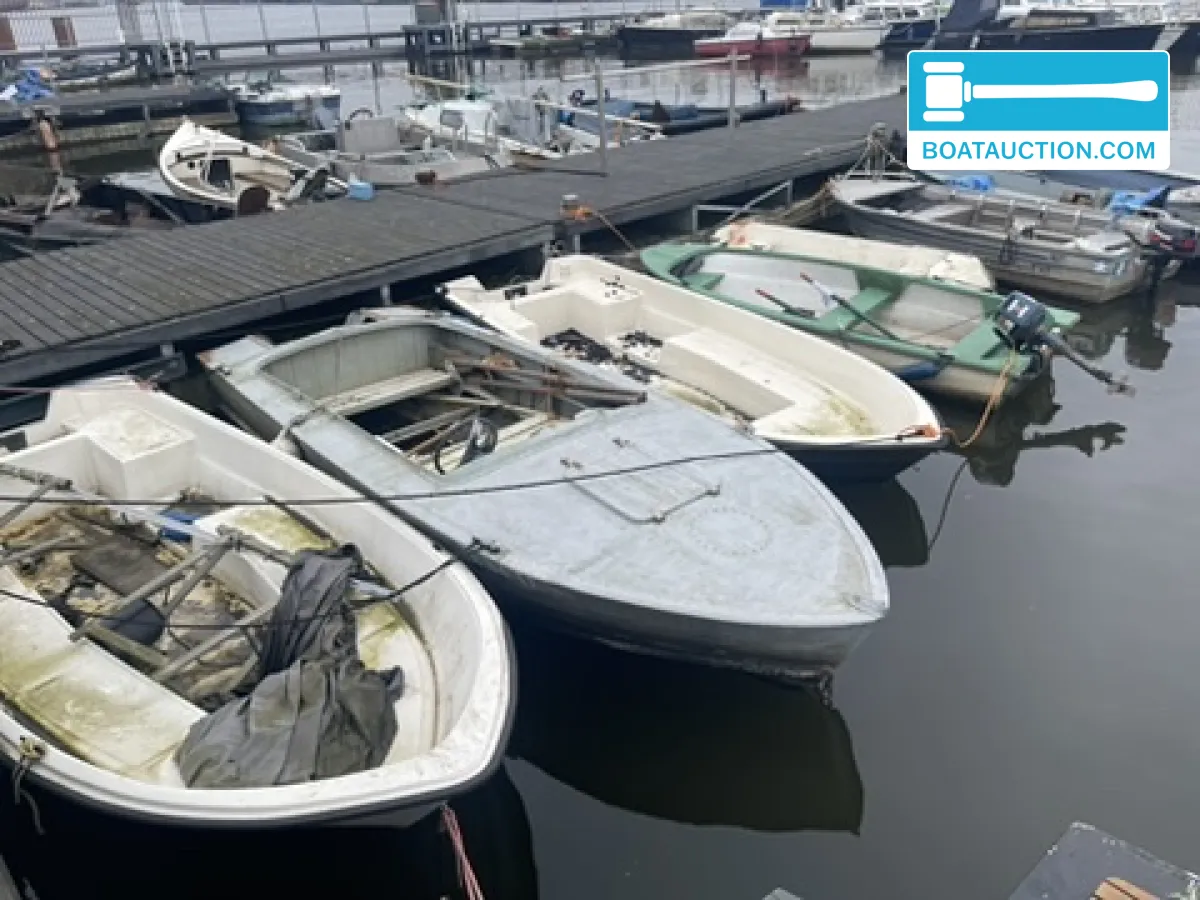 foto: 10 Speedboot 400