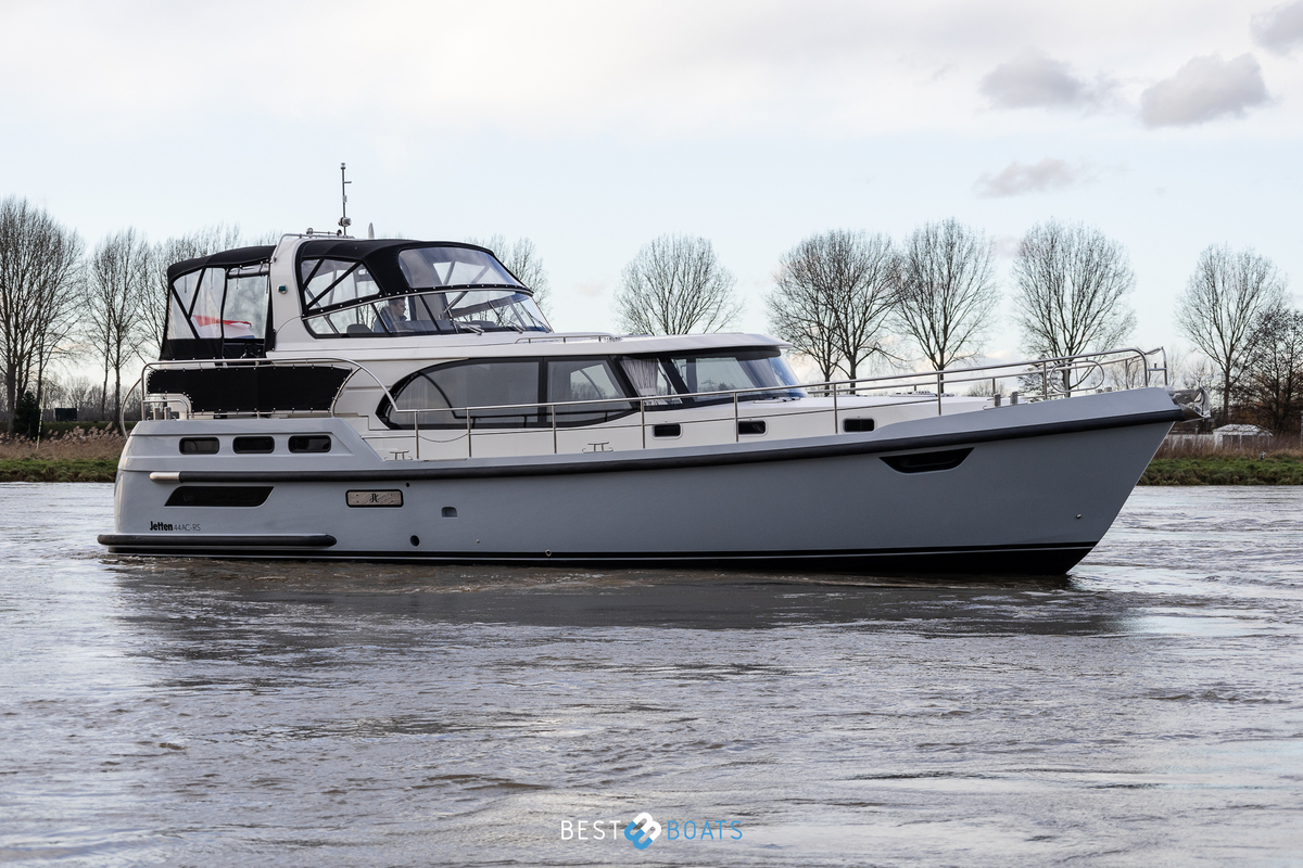 Jetten 44 AC-RS