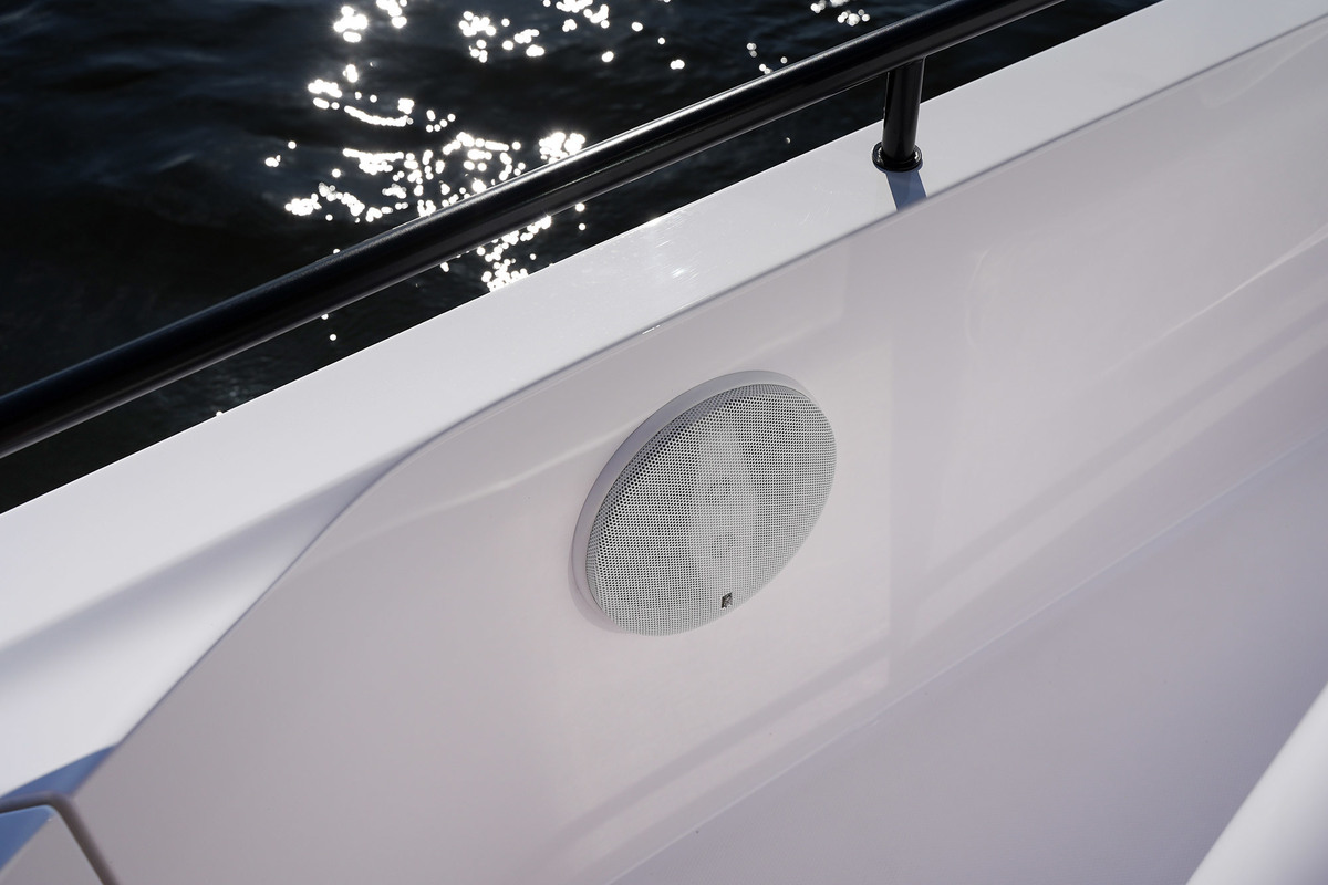 foto: 65 Axopar  37 XC Cross Cabin Mediterrana Edition