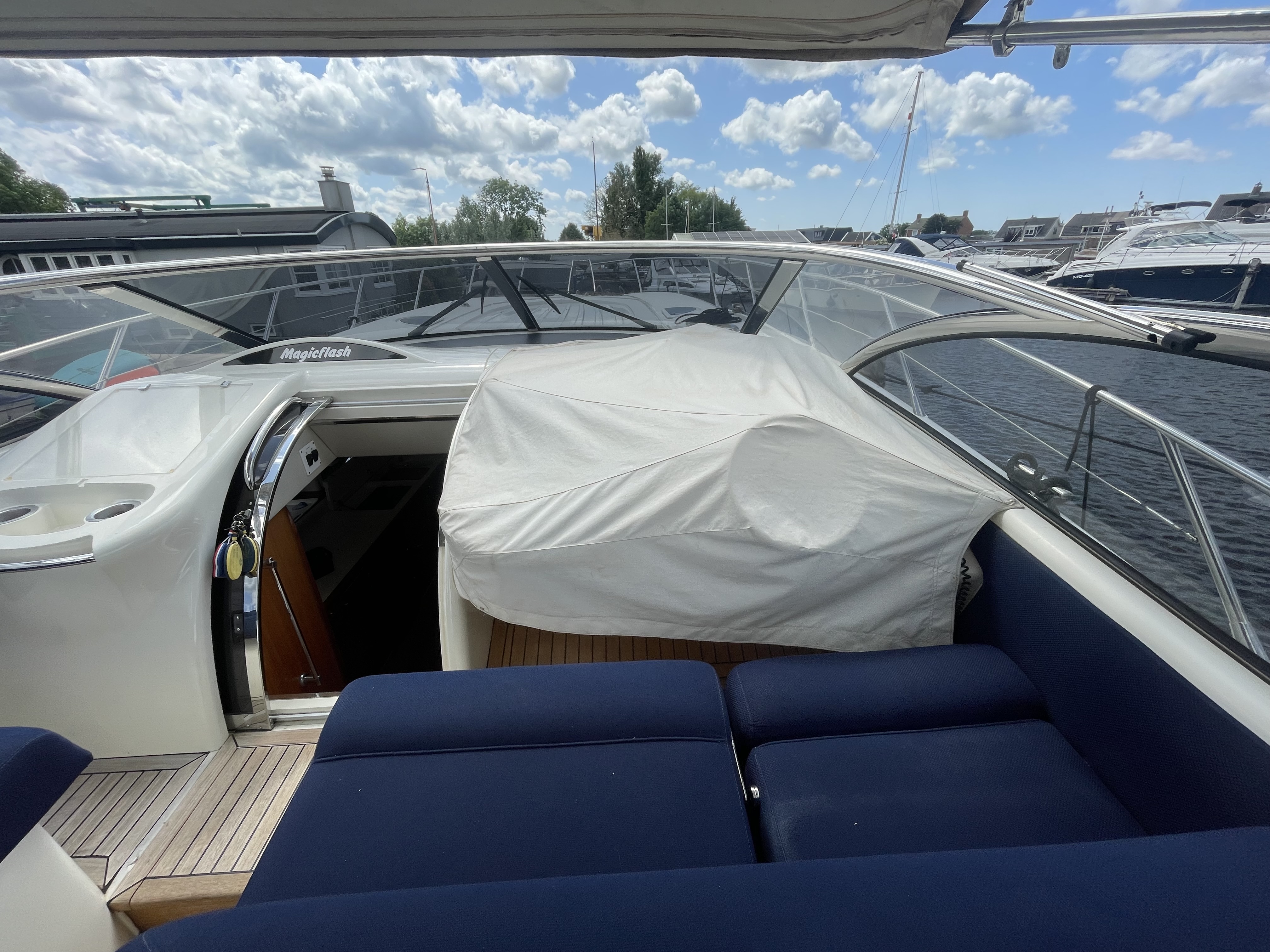 foto: 10 Sunseeker Predator 58