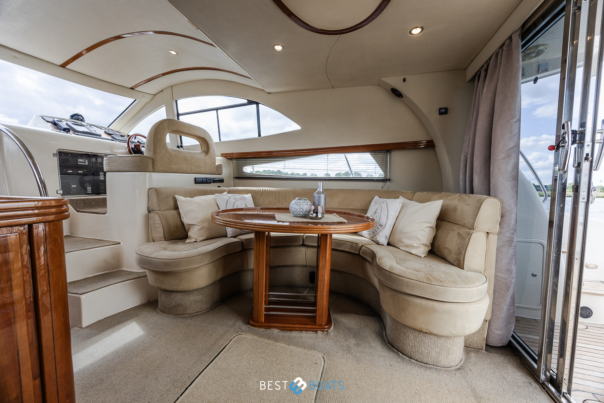 foto: 31 Rodman R-38