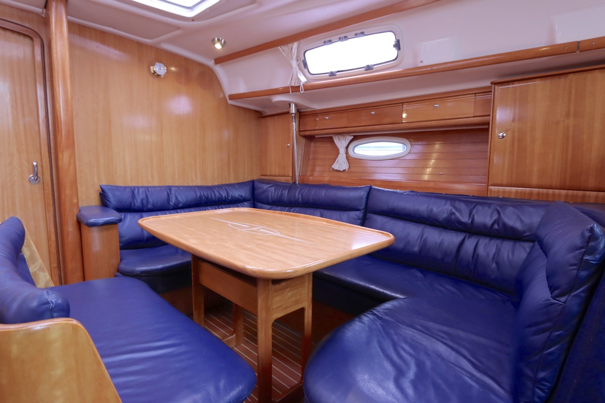 foto: 20 Bavaria 42-3 Cruiser