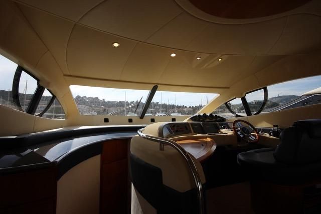 foto: 13 Azimut 50