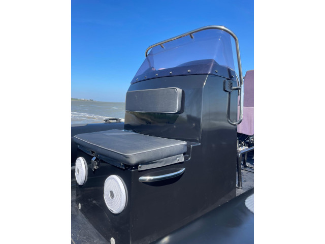 foto: 13 Roughneck  808 Powerlift