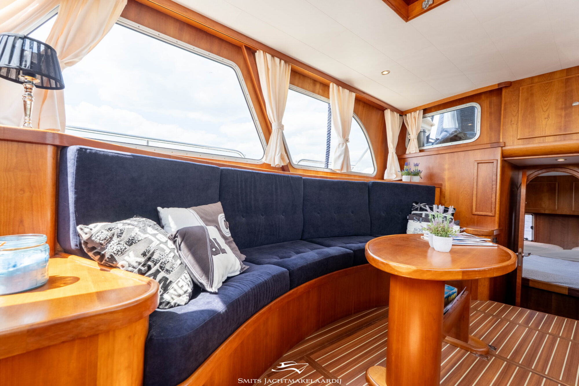 foto: 23 Amirante Amirante Kruiser 12.50 AK Cabrio