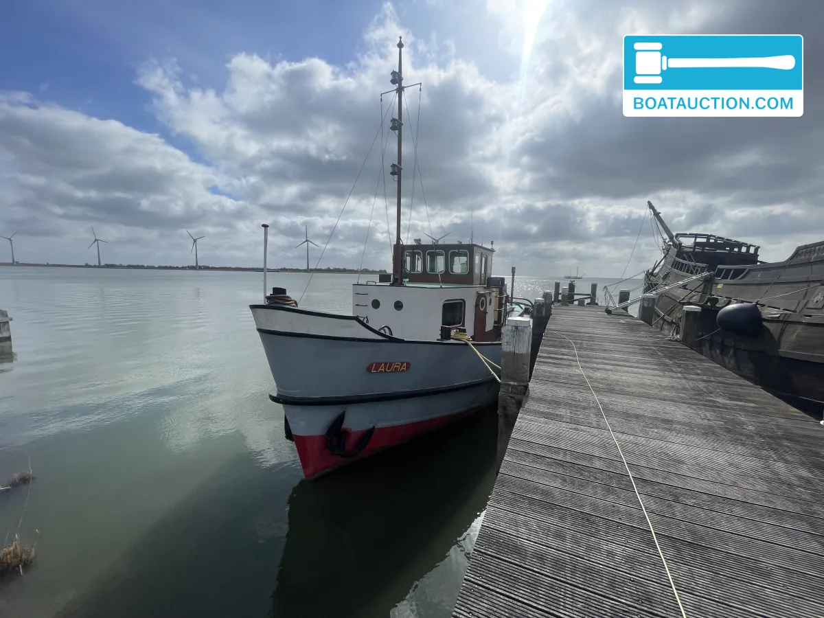 foto: 26 Sleepboot 2200