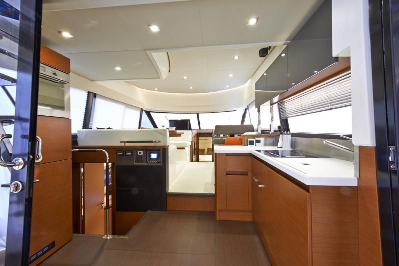 foto: 9 Prestige 450