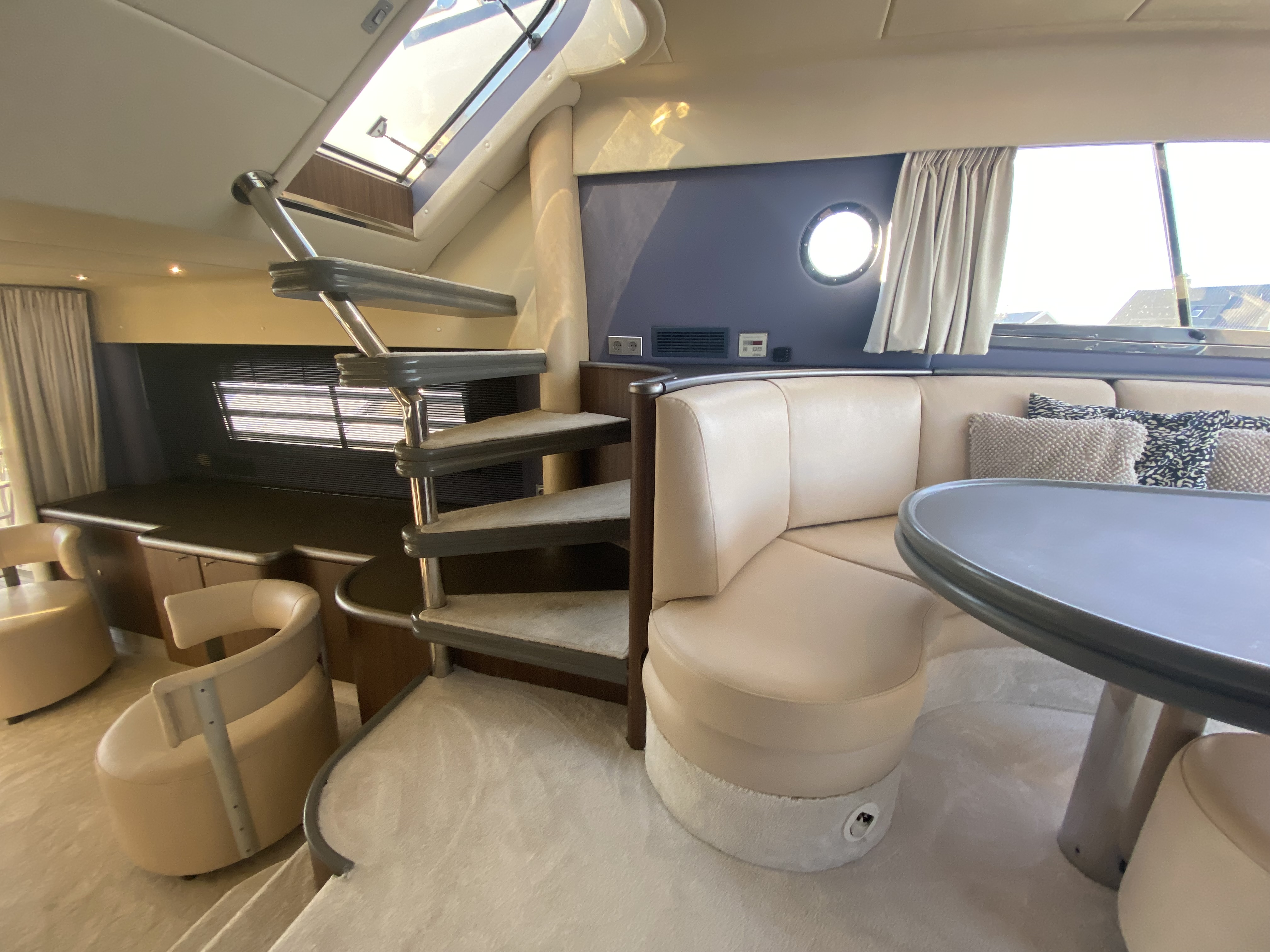 foto: 24 Fairline Squadron 62