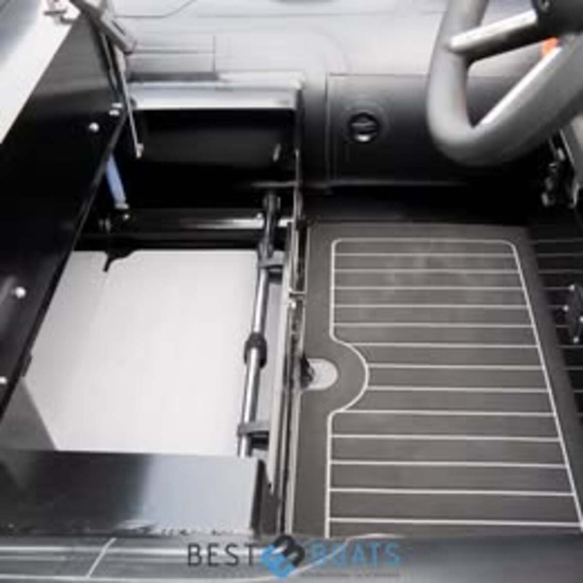 foto: 6 Highfield Sport 330