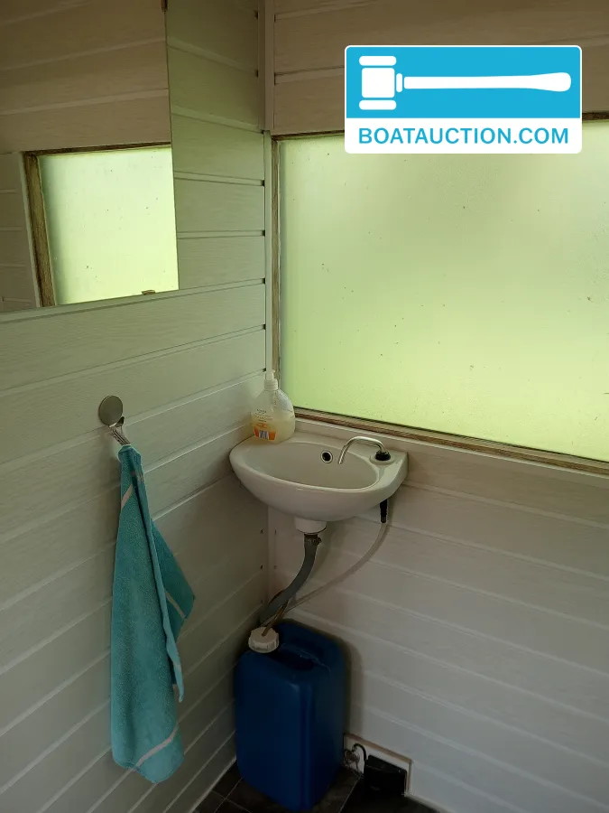 foto: 7 Woonboot 1100