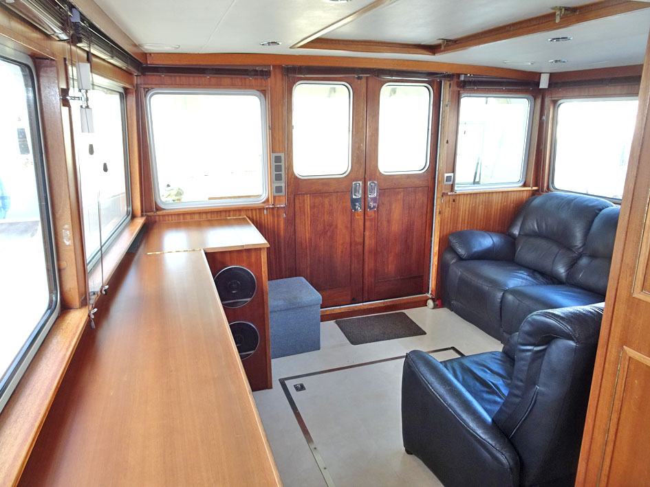 foto: 38 Trawlerjacht 48, zeegaand