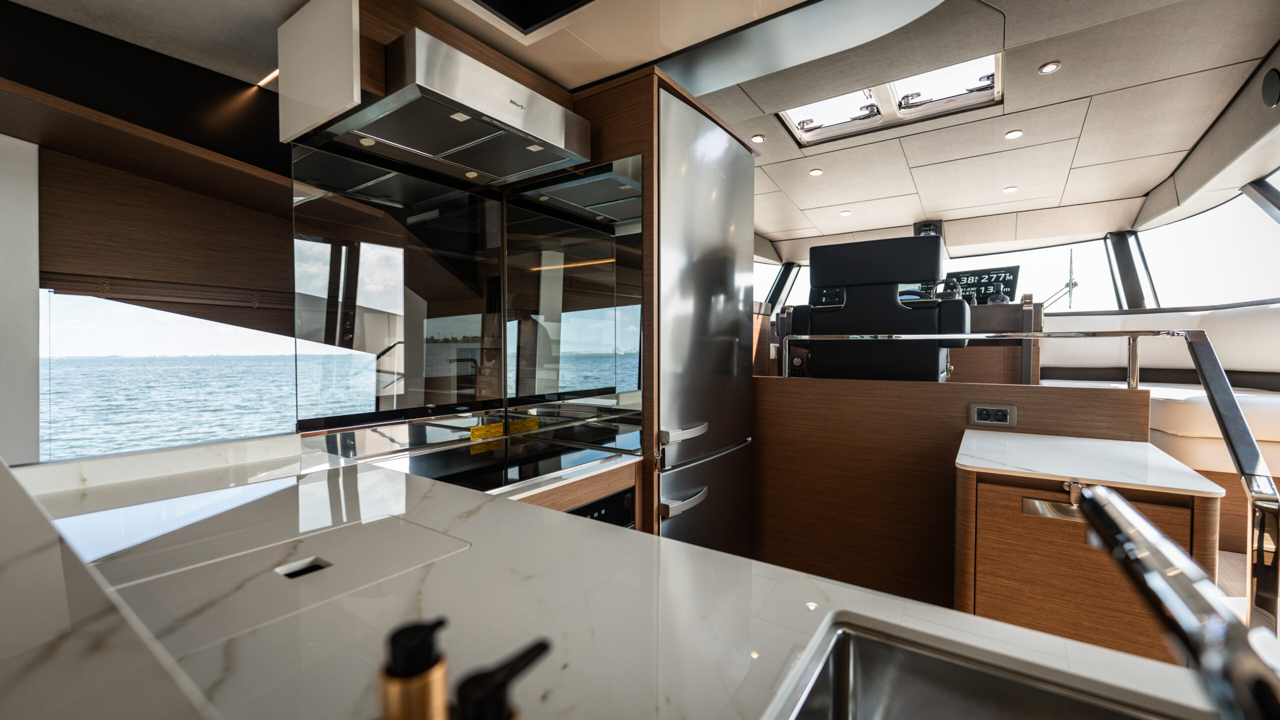 foto: 99 Prestige X70