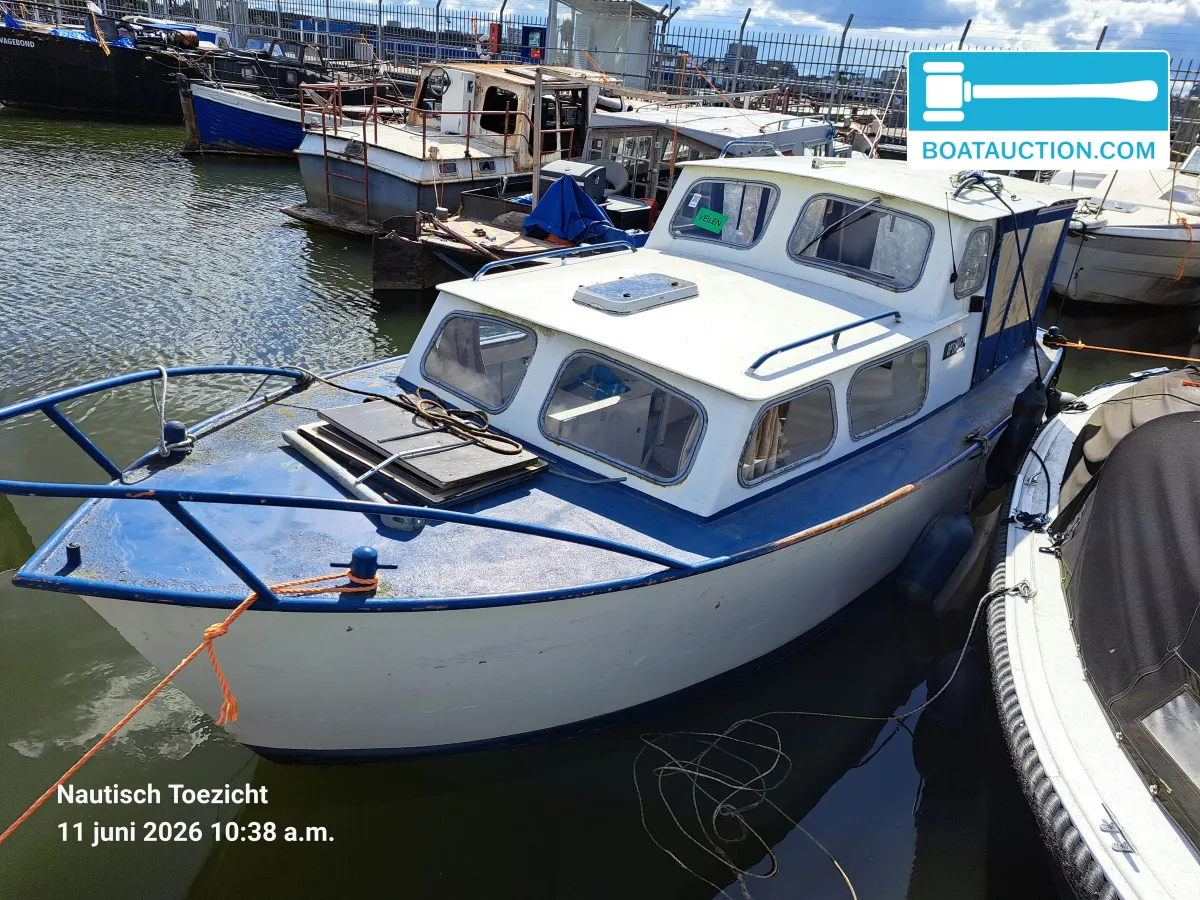 hoofdfoto: 1 Motorboat 600