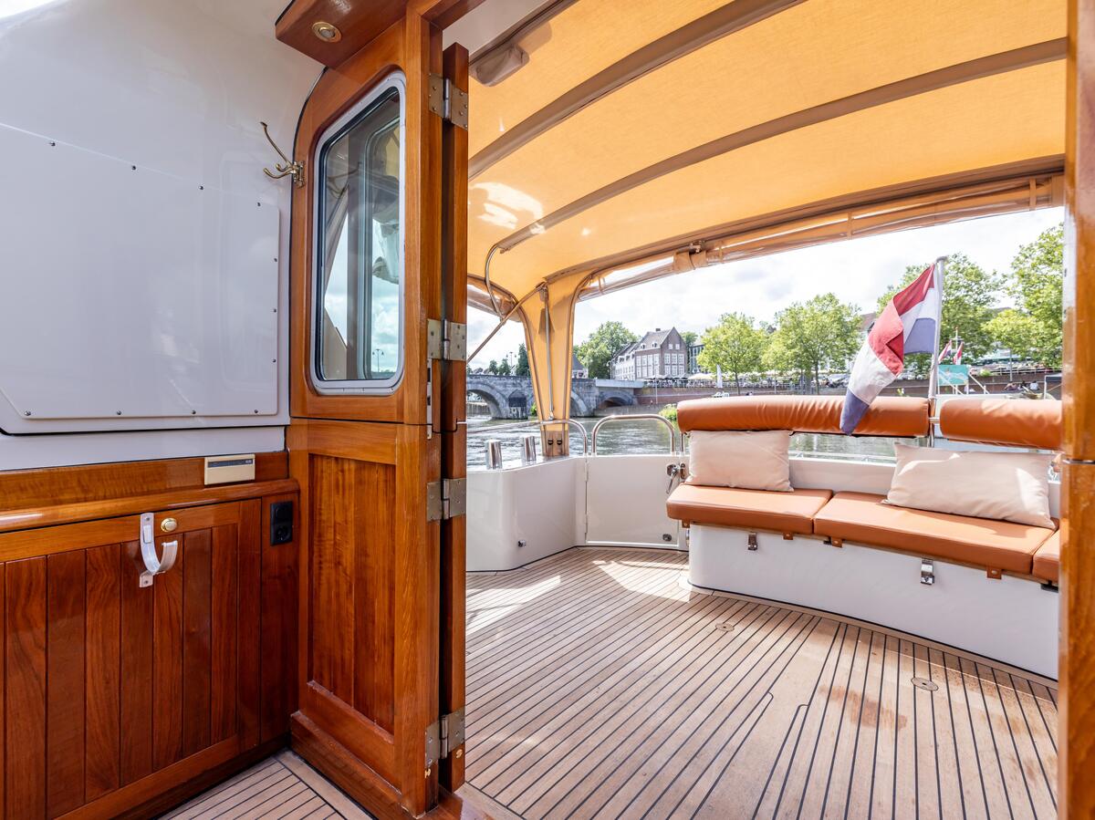 foto: 72 Linssen  Grand Sturdy 500 Variotop