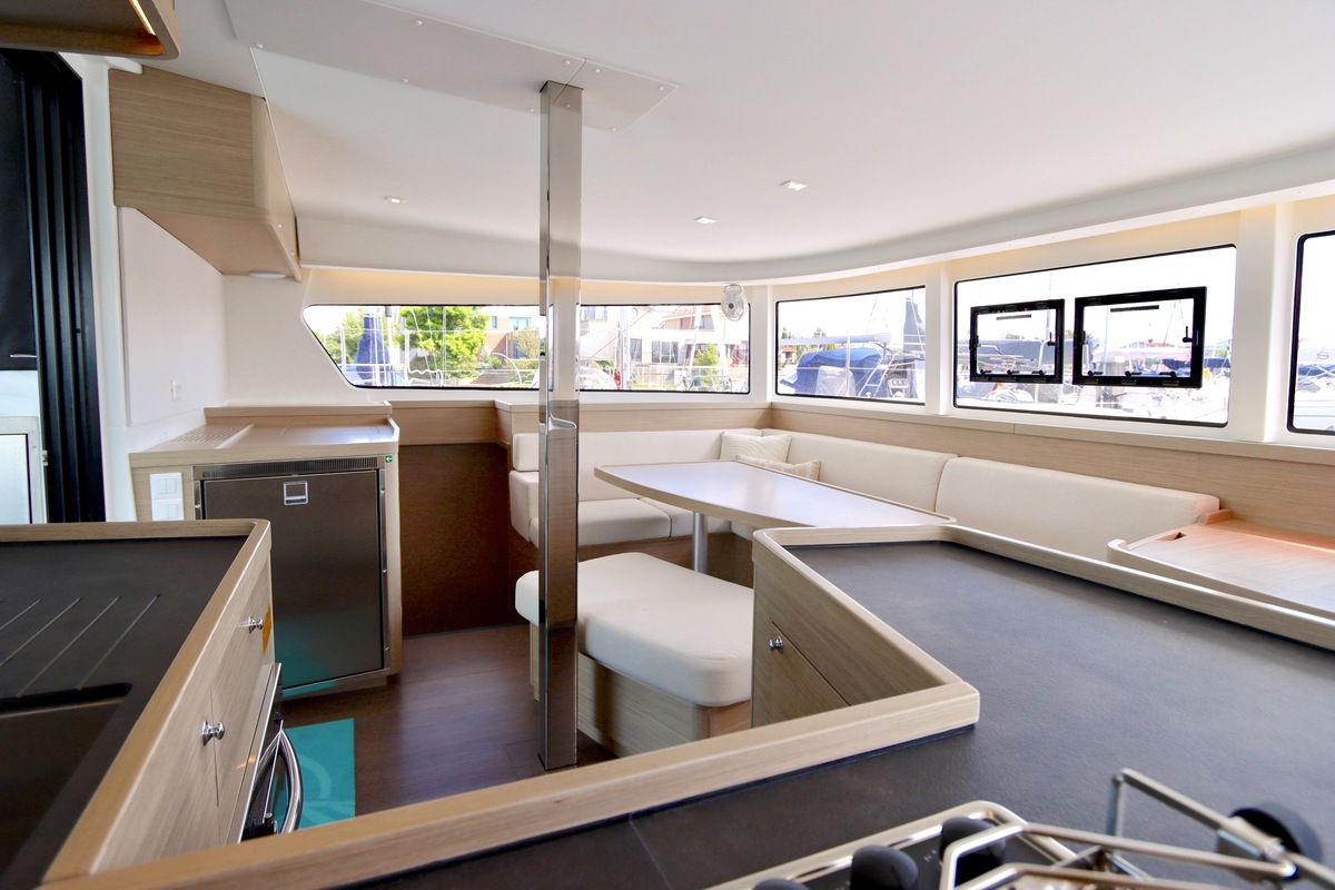 foto: 20 Lagoon 42 Full specs