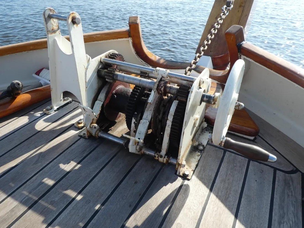 foto: 44 Gipon Schokker Visserman 10.50