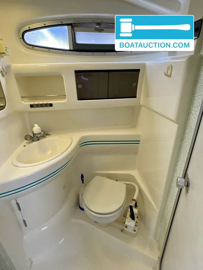 foto: 45 Sealine 310 Sportbridge