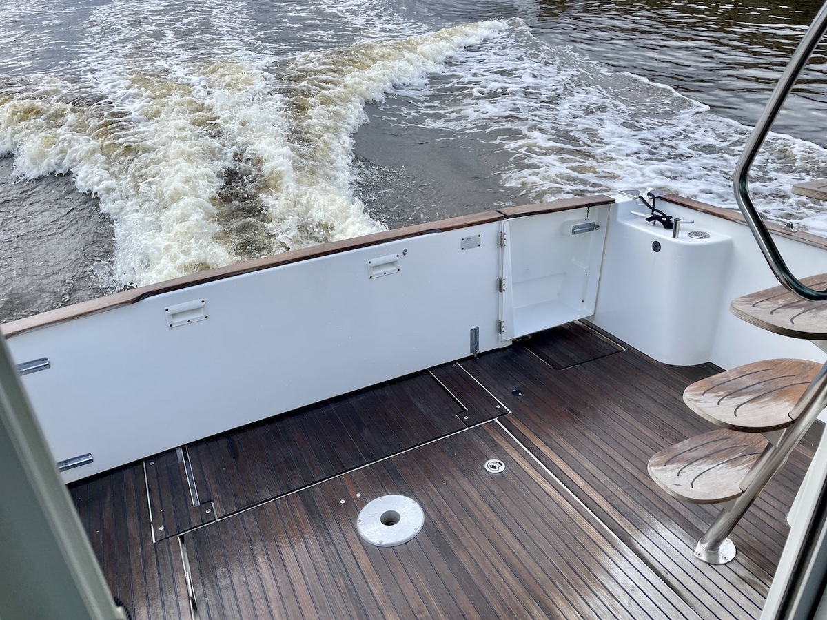 foto: 12 Beneteau Antares 980