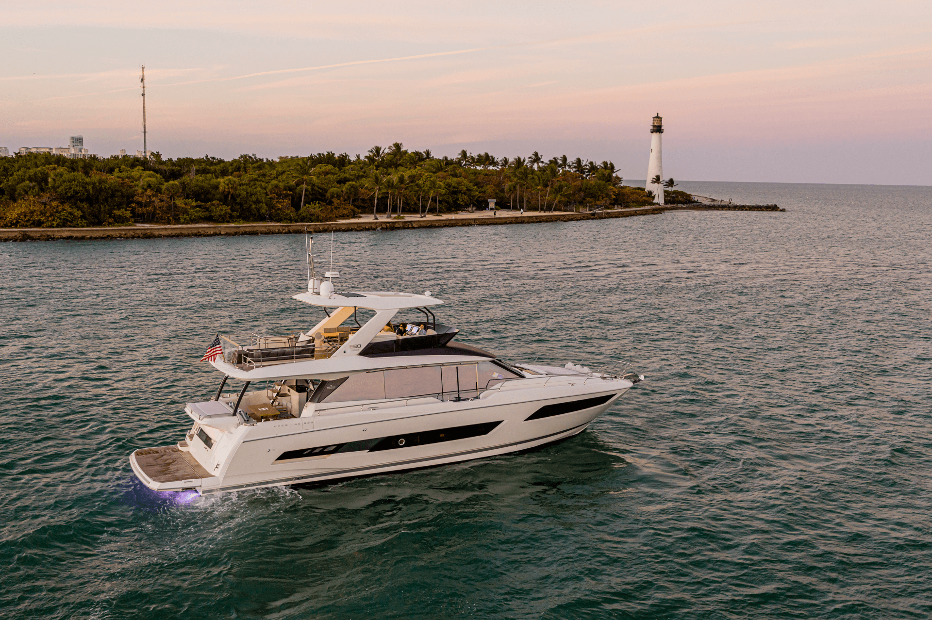 foto: 43 Prestige 690 flybridge #46