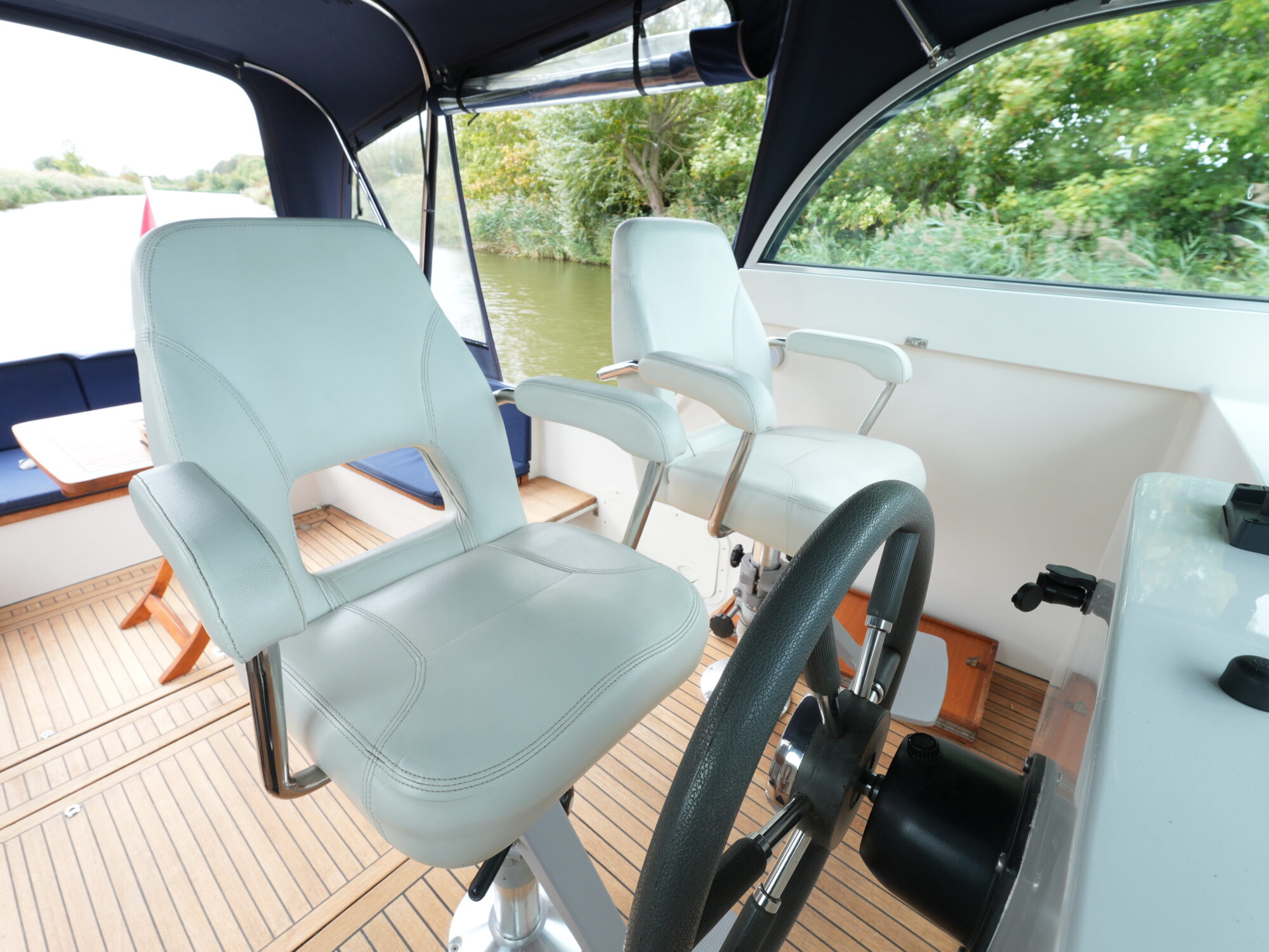 foto: 26 Veha Veha 10.20 OK Cabrio