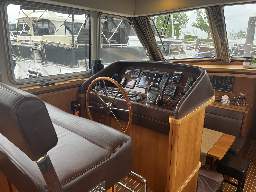 foto: 52 Linssen Grand Sturdy 470 Sedan Wheelhouse