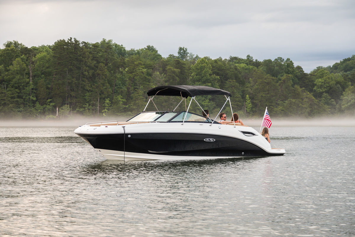 foto: 14 Sea Ray SDX 250 Outboard (Harlow Coconut Bekleding)