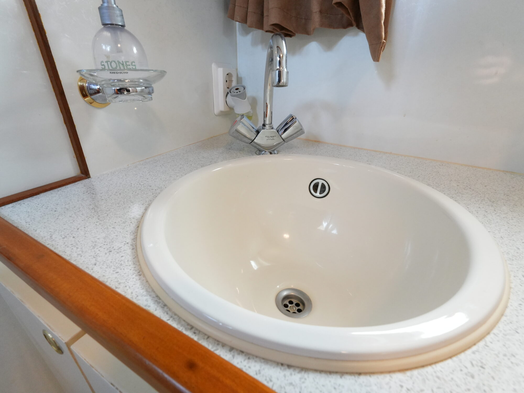 foto: 36 Macheta Macheta 1200 Classic