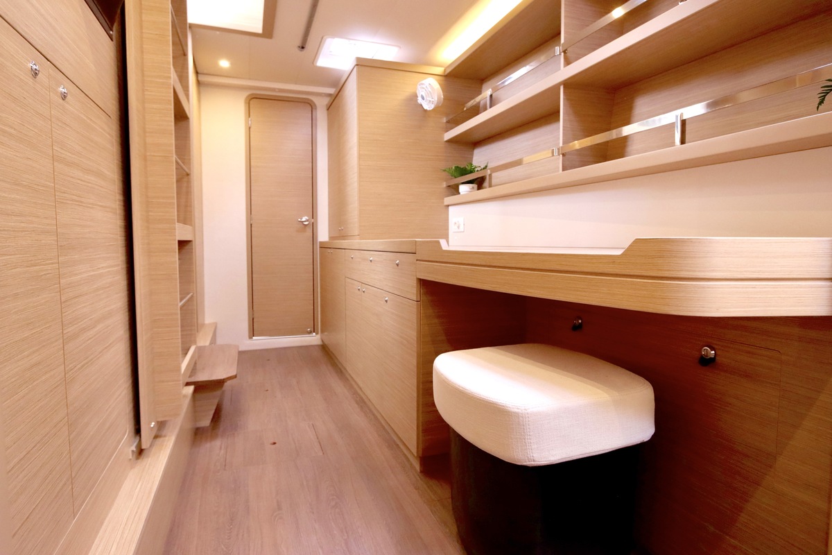 foto: 21 Lagoon 42 Full specs