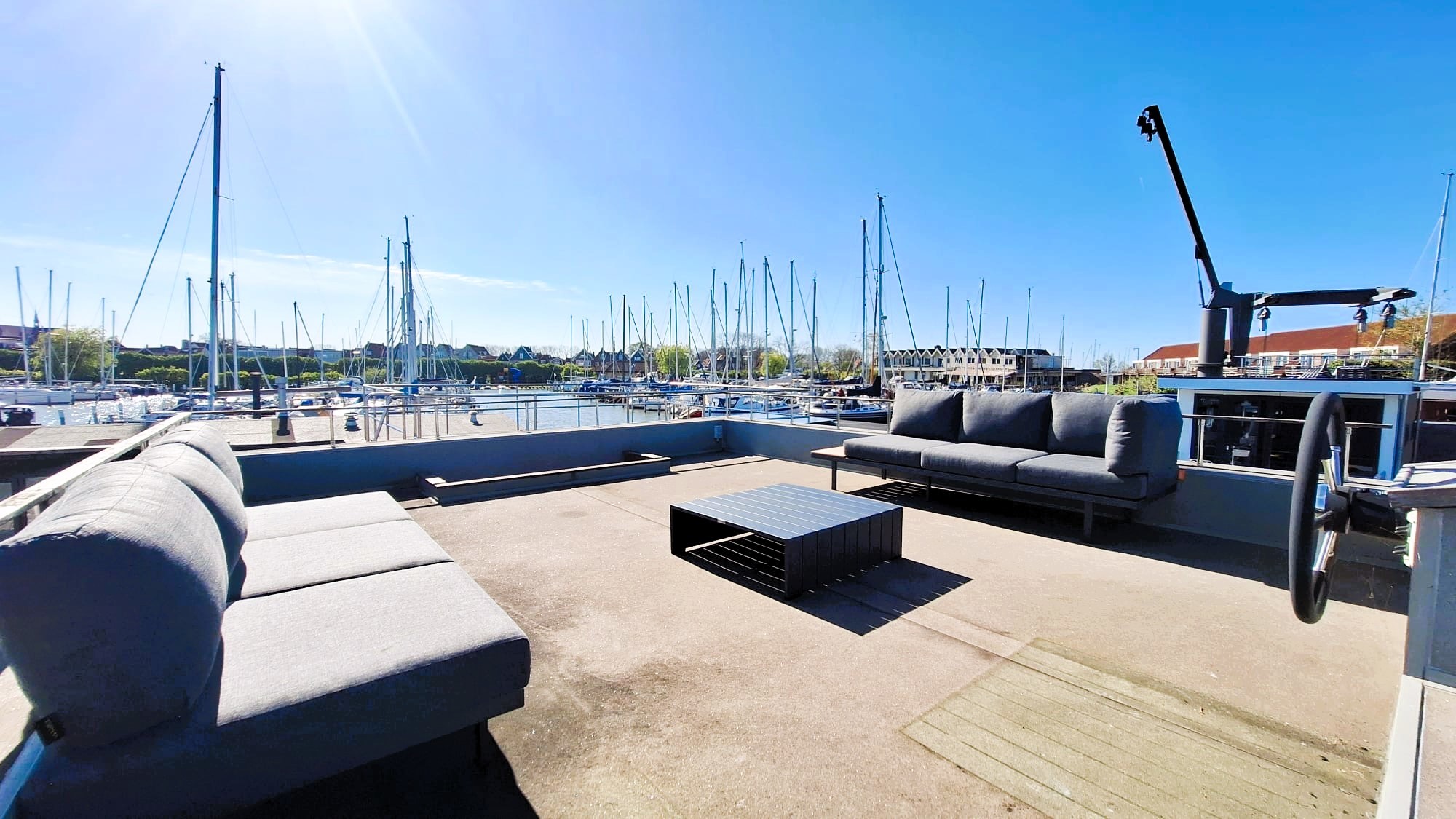 foto: 19 Surla 15 Houseboat Zelfvoorzienend