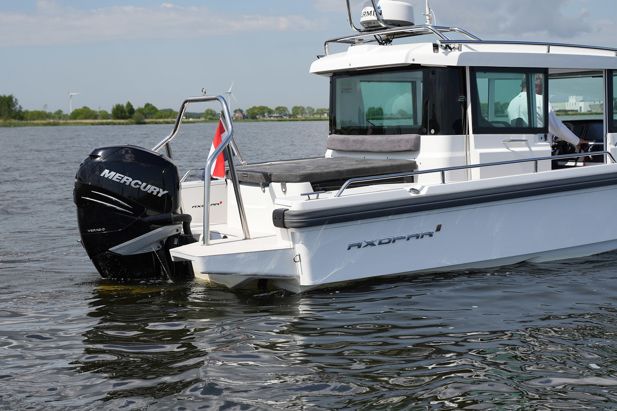 foto: 39 Axopar 28 Cabin