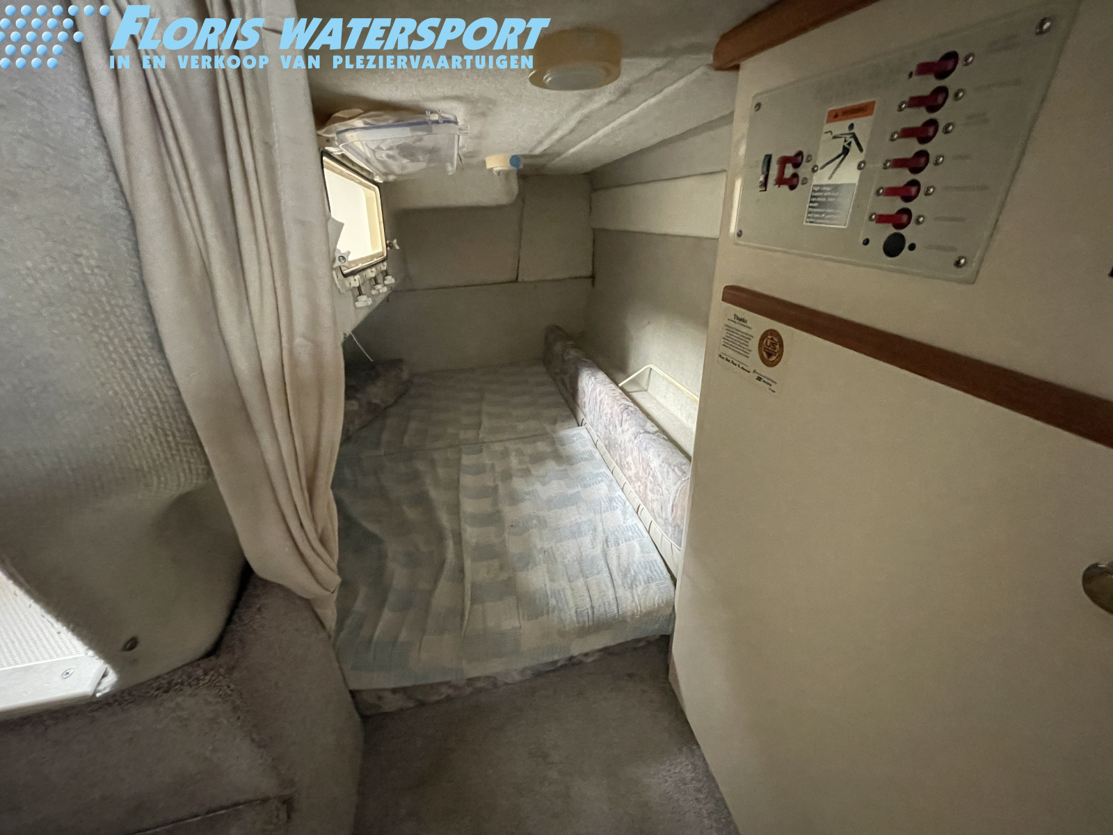 foto: 8 Bayliner 2655 Ciera