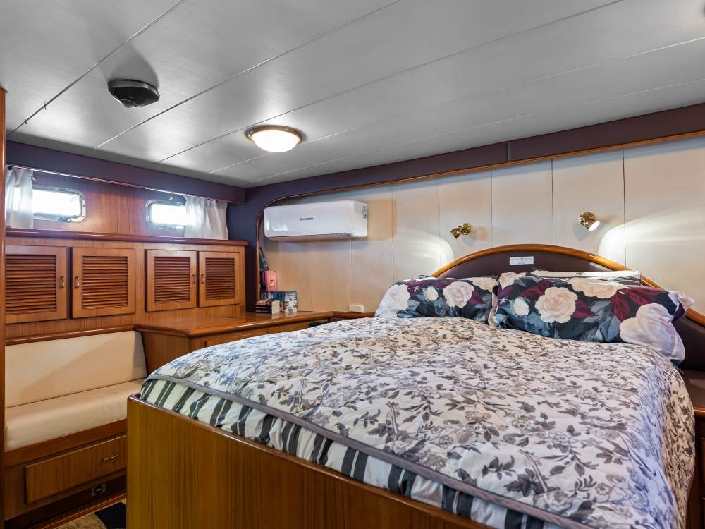 foto: 14 Monte Fino  64 ( varend woonschip )