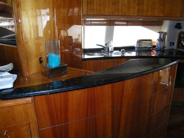 foto: 13 Sunseeker Manhattan 74