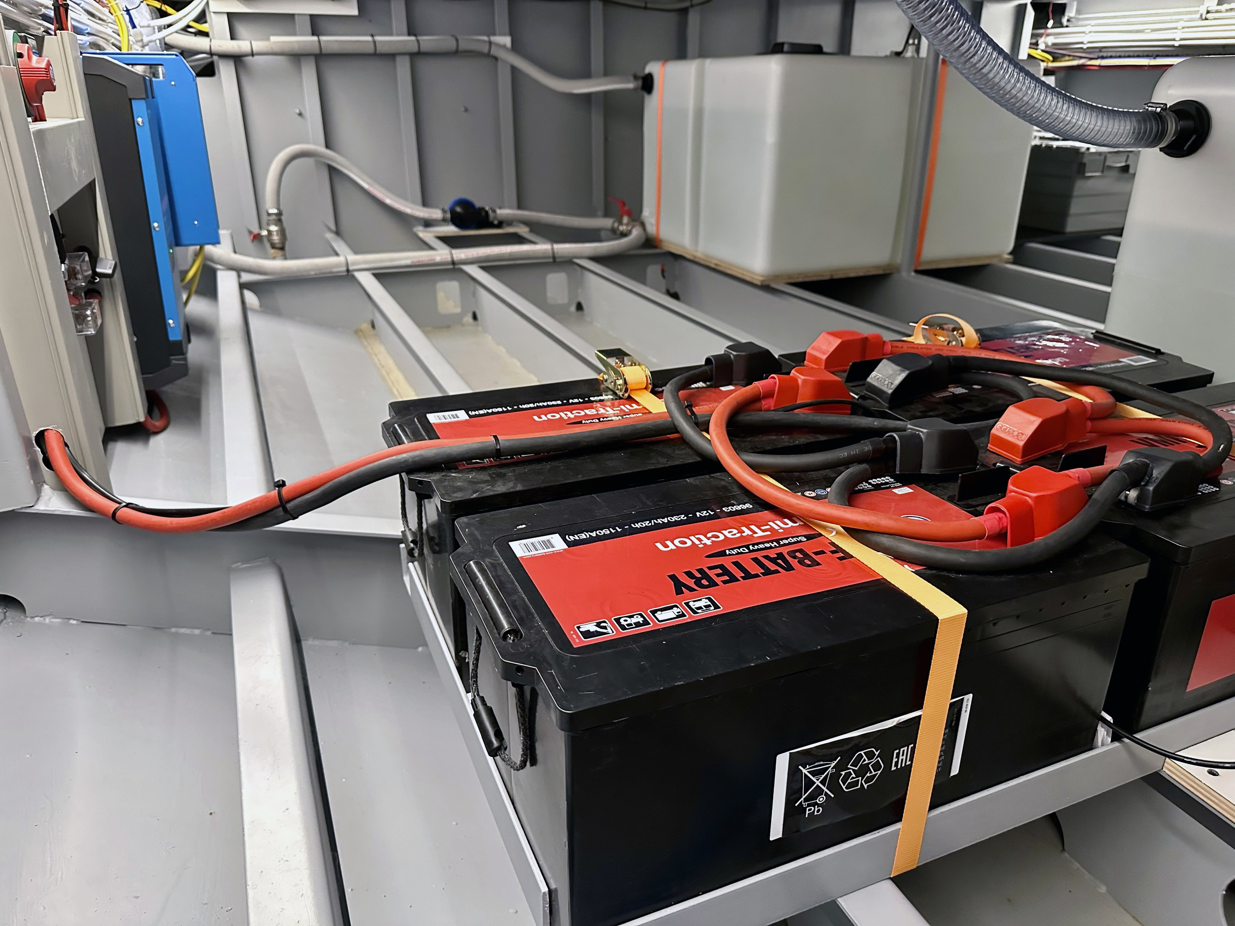 foto: 46 HOMESHIP VaarChalet In Amsterdam 1250D Luxe Houseboat