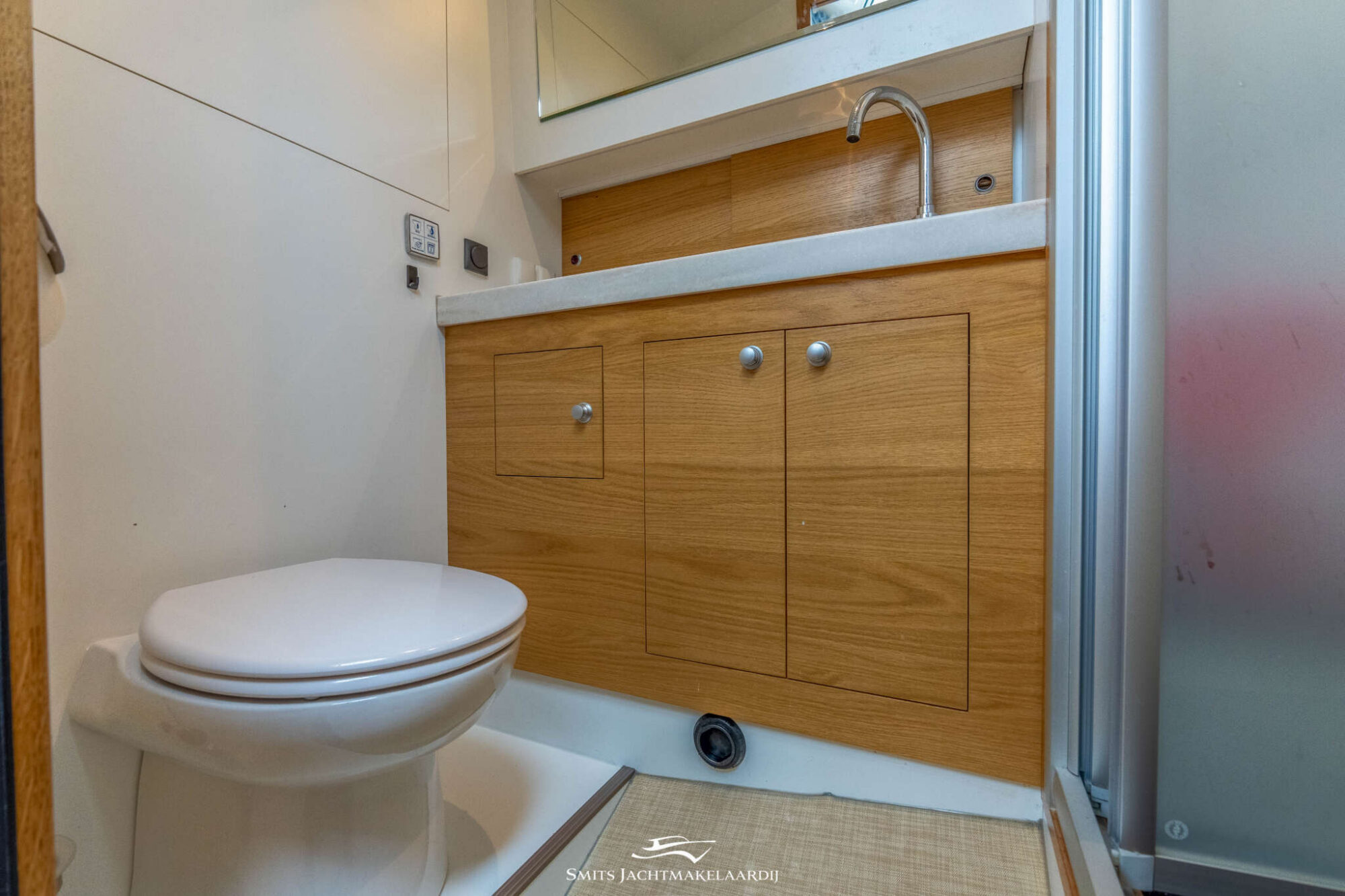 foto: 21 Vedette Vedette 33 Salon Comfort Line