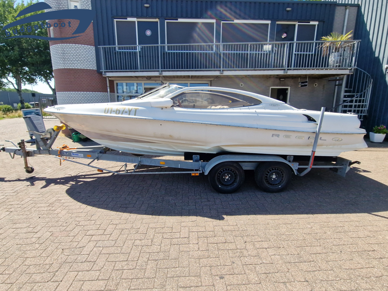 foto: 12 Regal  2100LSR
