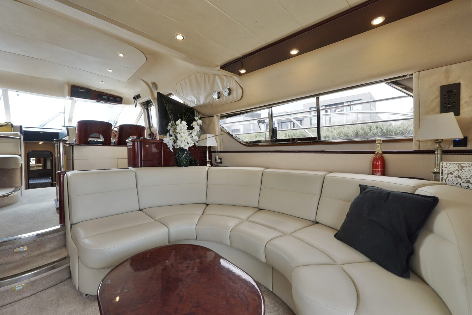 foto: 44 Princess Princess 60 Flybridge