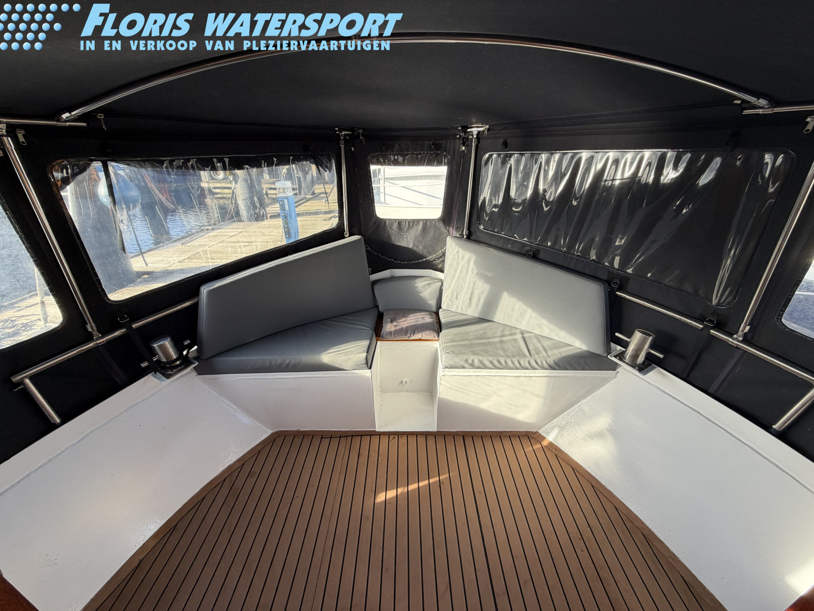 foto: 9 Opgebouwde reddingssloep 950 OK