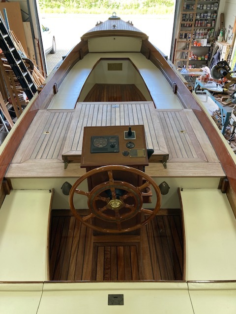 foto: 8 Whaler Navy 8.50