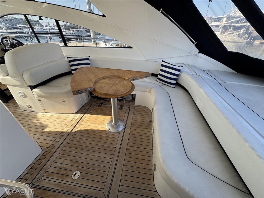 foto: 28 Fairline 47 targa