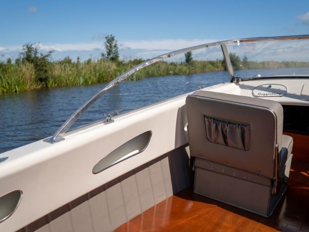 foto: 16 Guggisberg Motorboten Impala Runabout 595