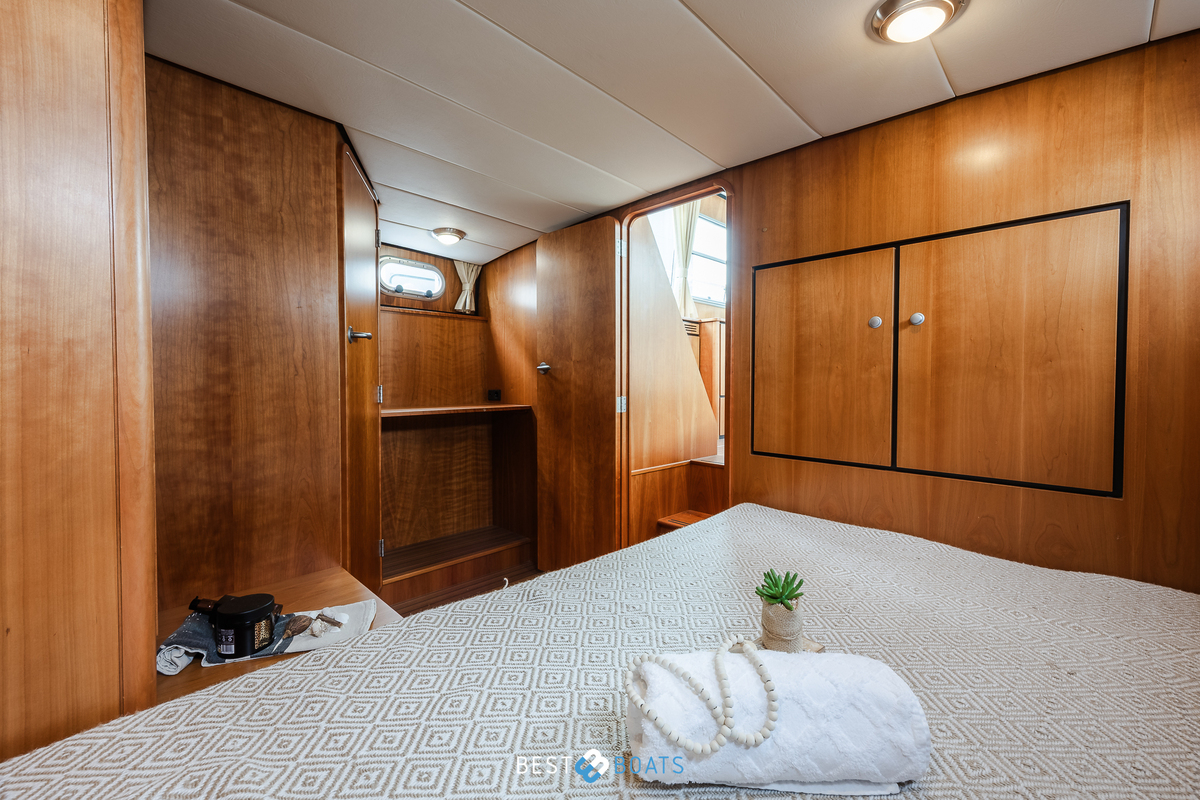 foto: 35 Linssen Grand Sturdy 34.9 AC