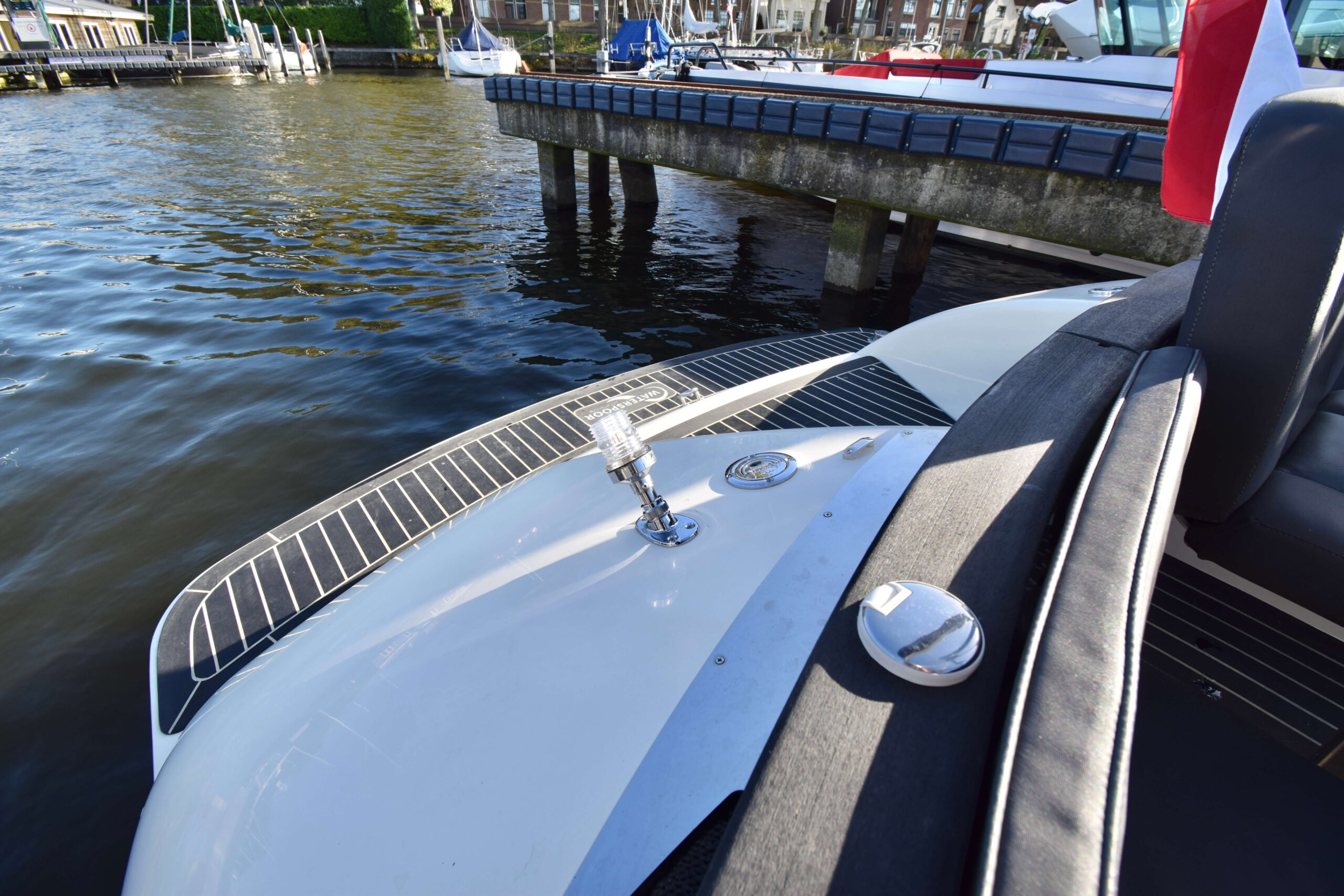 foto: 14 Waterspoor 808
