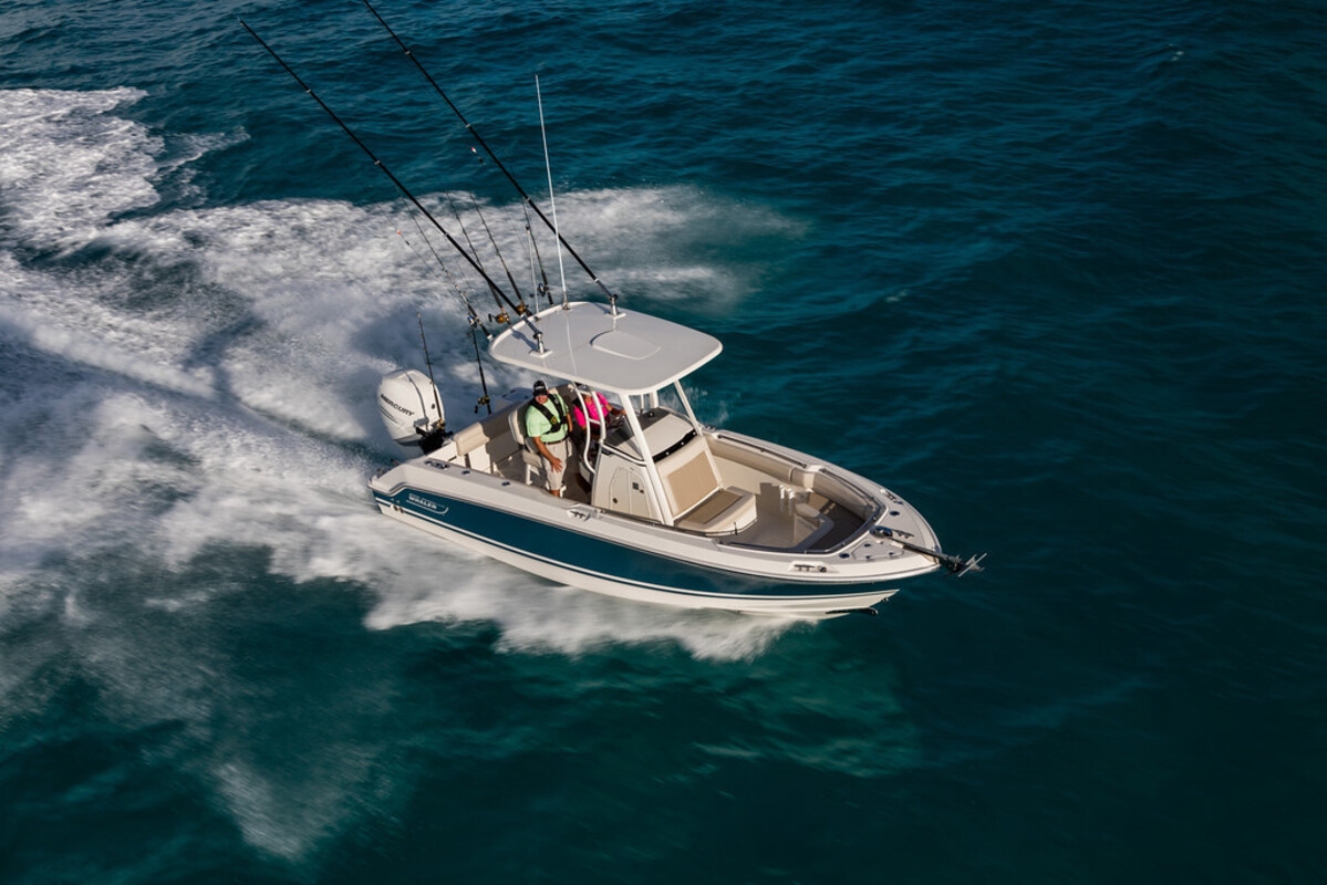 foto: 5 Boston Whaler 230 Outrage