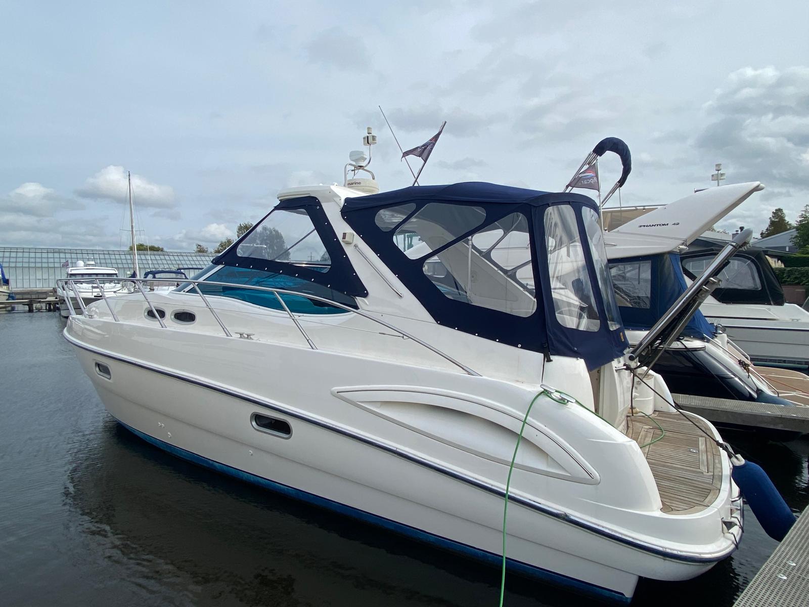 foto: 21 Sealine  S38