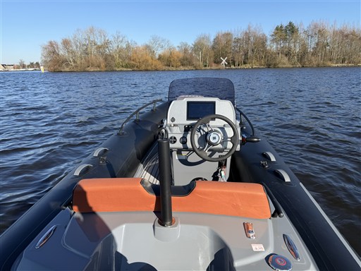 foto: 17 Grand 420 Golden Line