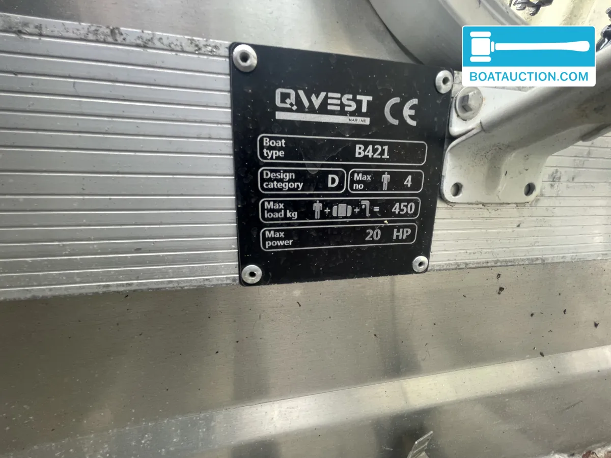 foto: 19 Qwest B421
