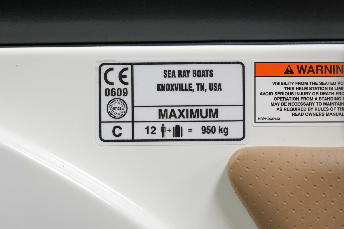 foto: 16 Sea Ray SDX 270