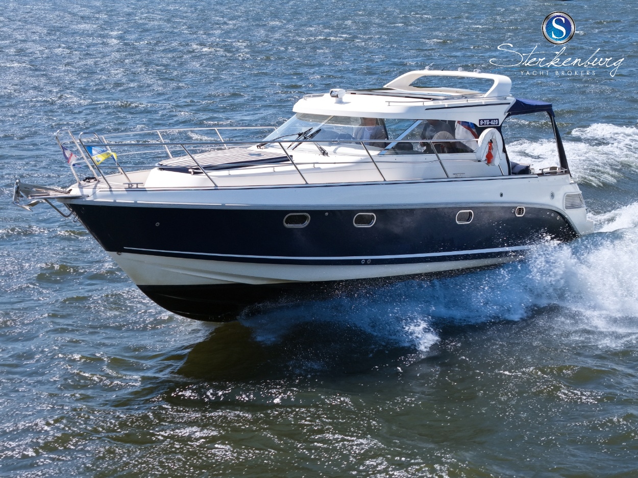 foto: 32 Aquador 33 HT